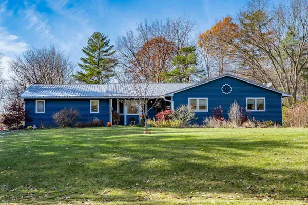 15307 Woodcliffe Trl, Fort Wayne, IN 46845