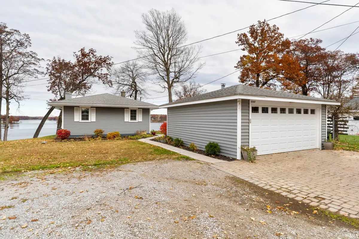 5507 E Colonial Oaks Drive, Monticello, IN 47960 - Image #1