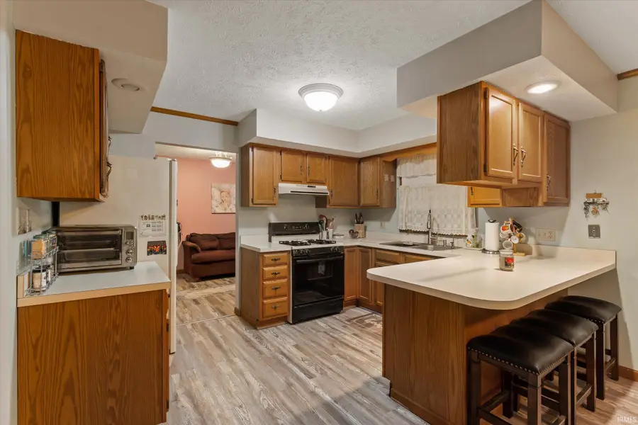 54921 Luan Drive, Osceola, IN 46561 - Image #3