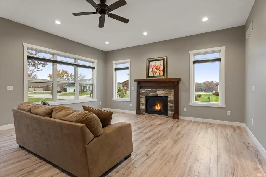 1404 River Cove Drive, Osceola, IN 46561 - Image #3