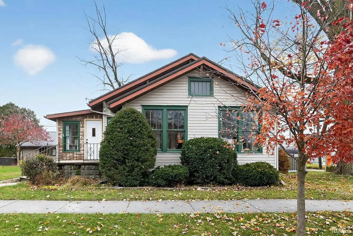 312 E Wabash Avenue, Wakarusa, IN 46573 - Image #1