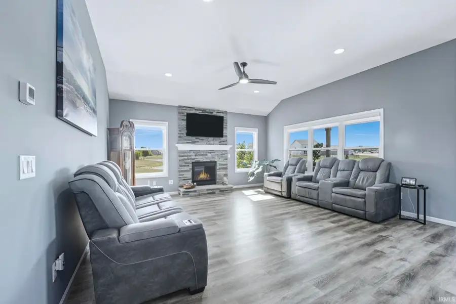 10144 Buckshire Court, New Haven, IN 46774 - Image #3