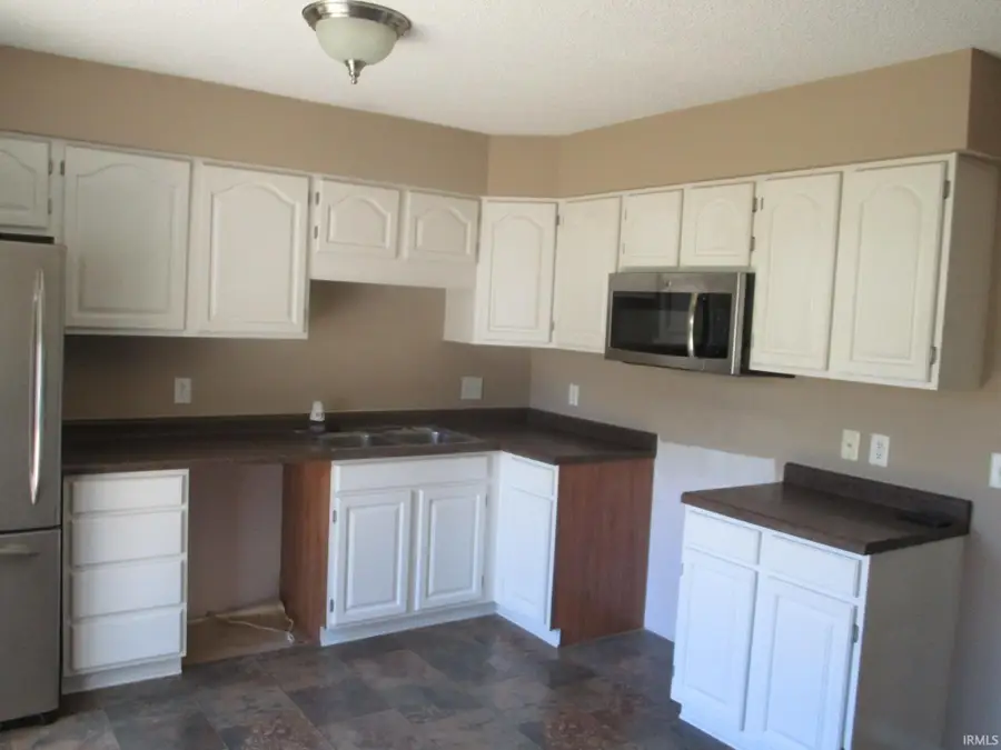 812 Apple Hill Way, Angola, IN 46703 - Image #3