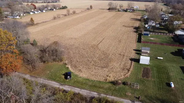 8700 S Pugsley Road, Daleville, IN 47334