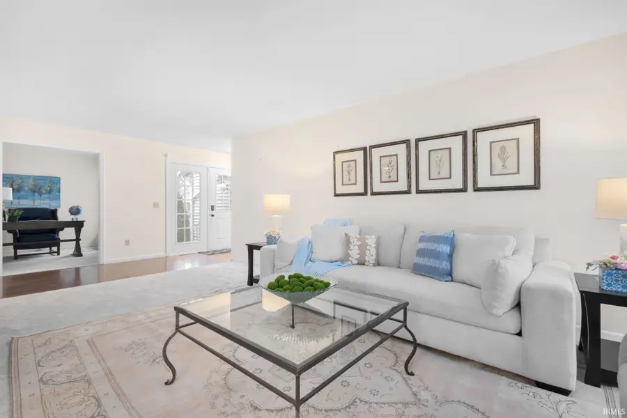 18330 Farm Lane, South Bend, IN 46637 - Image #2