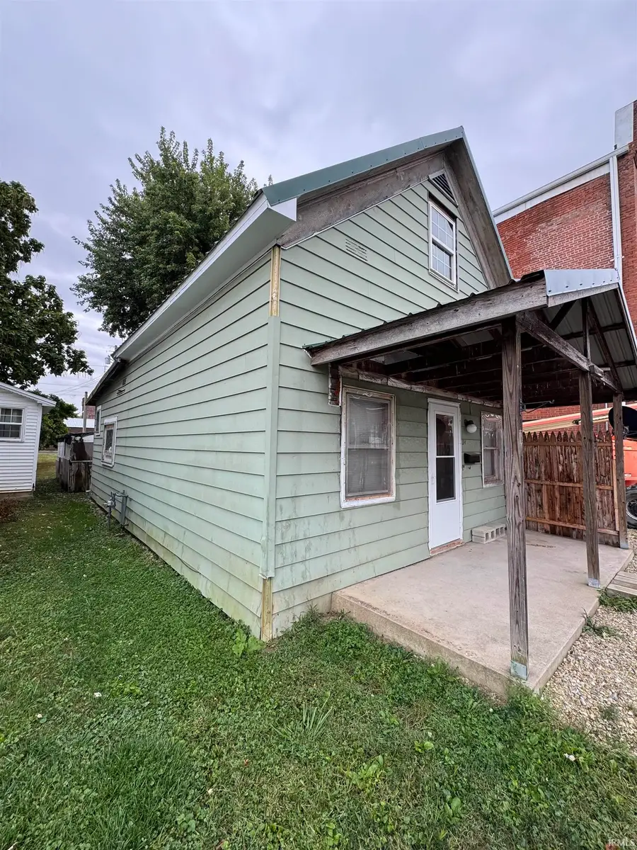 31 S Union Street, Redkey, IN 47373 - Image #3