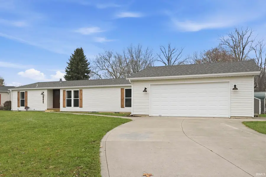 603 Roselawn Court, Auburn, IN 46706 - Image #3
