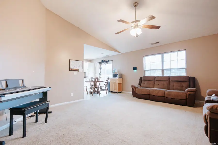 12840 Kingsley Court, Evansville, IN 47725 - Image #3