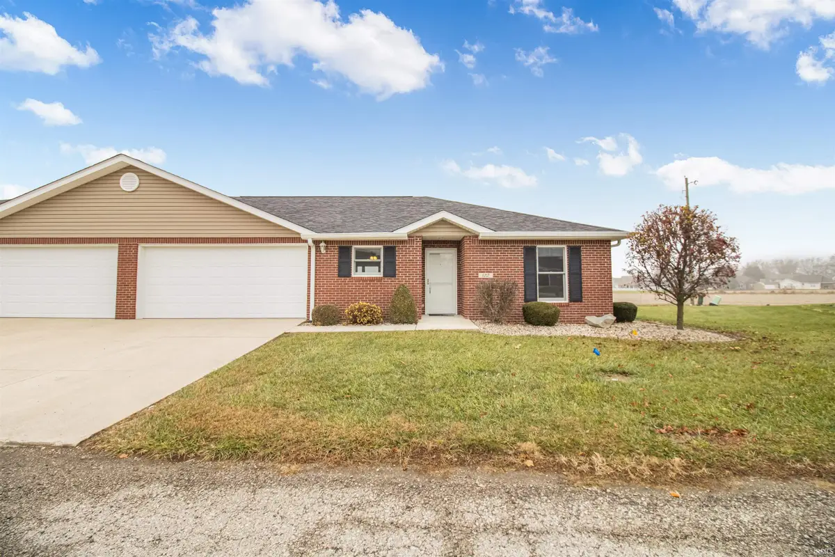 122 Sunset Drive, Winchester, IN 47394 - Image #1