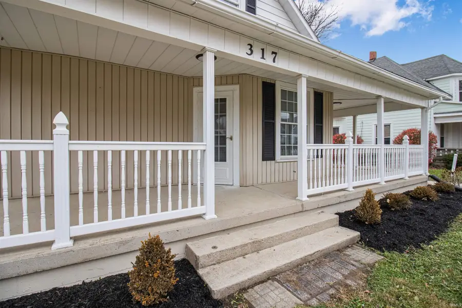 317 E North Street, Winchester, IN 47394 - Image #2