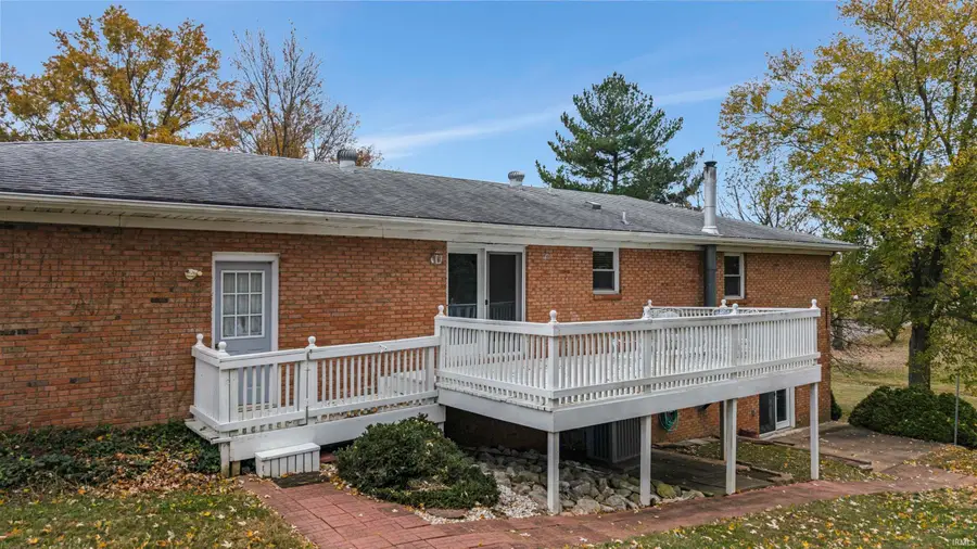 9330 Eastlake Drive, Wadesville, IN 47638 - Image #3