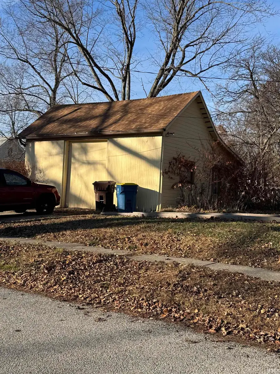 408 E 7th Street, North Manchester, IN 46962 - Image #2