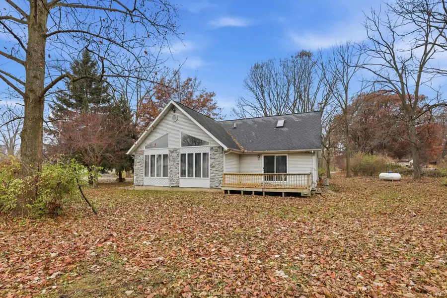11994 N Morris Road, Cromwell, IN 46732 - Image #2
