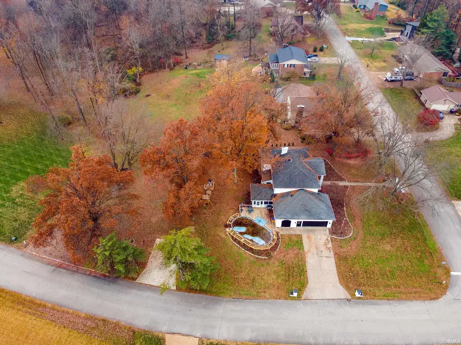 6655 Blue Spruce Drive, Newburgh, IN 47630 - Image #2