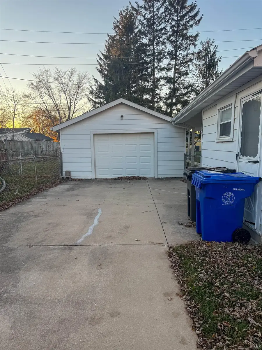 807 S Waugh Street, Kokomo, IN 46901 - Image #3