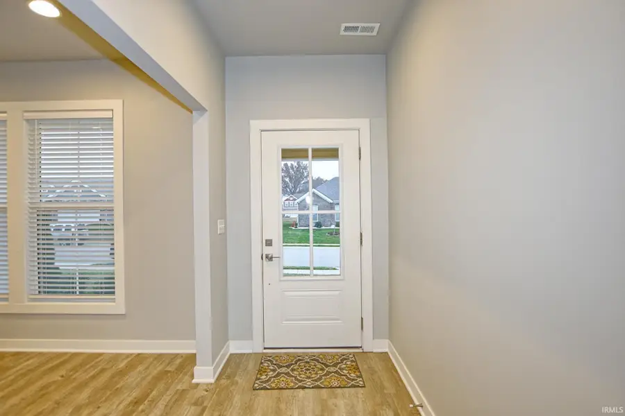 2804 Kincheloe Court, Evansville, IN 47725 - Image #2