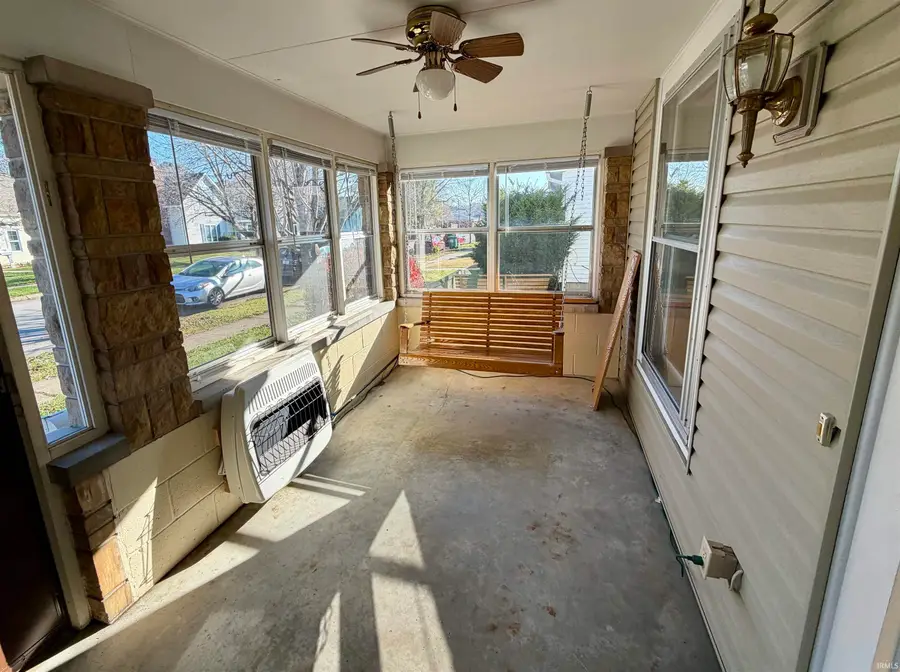 277 N East Street, Spencer, IN 47460 - Image #2