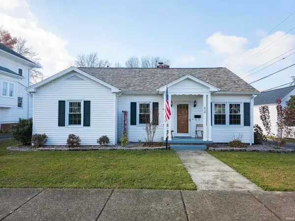 414 N Cherry Street, Mount Carmel, IL 62863