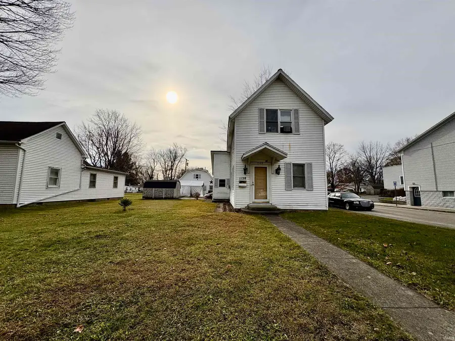 1128 W Cherry Street, Bluffton, IN 46714 - Image #2