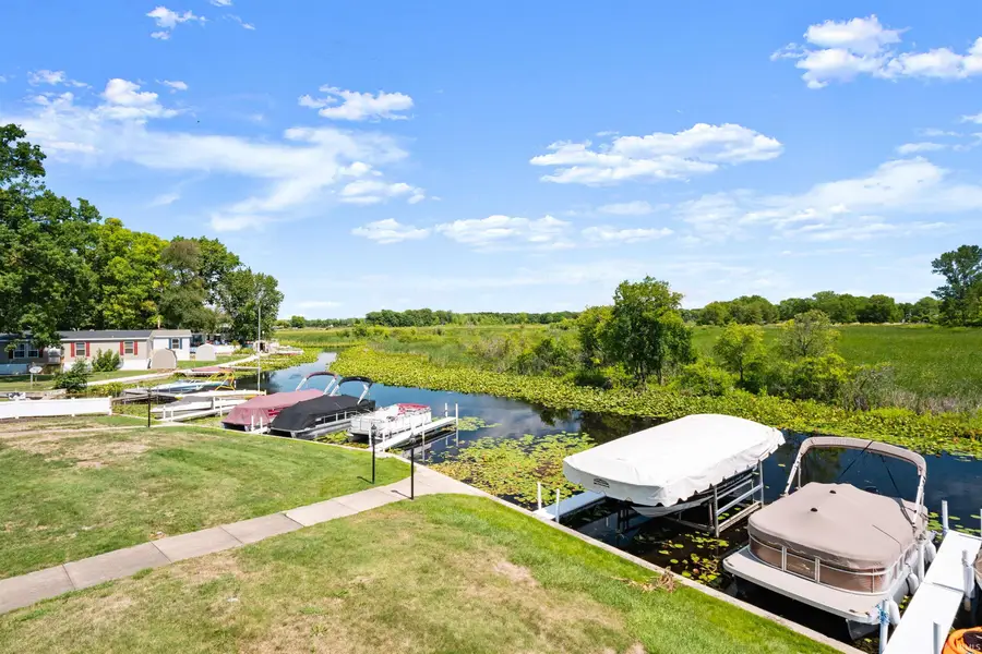 510 S Harkless Drive #12, Syracuse, IN 46567 - Image #2