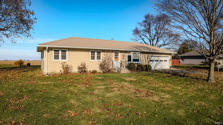 909 E 3rd Street, Fowler, IN 47944 - Image #2