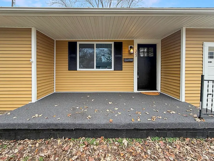 353 Brightwood Drive, Frankfort, IN 46041 - Image #2