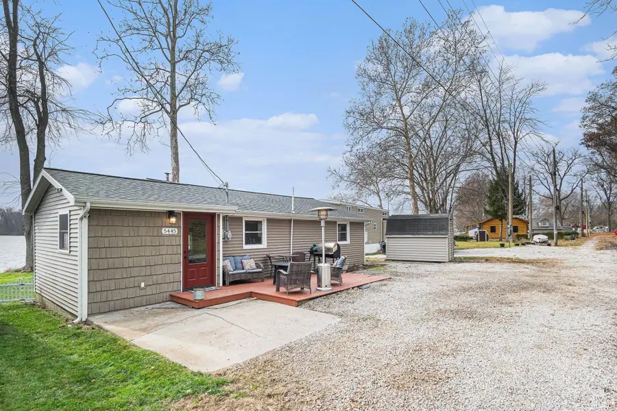 5445 W Warren Street, Silver Lake, IN 46982 - Image #2