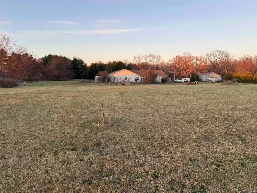 5664 S 500 W Road, Columbia City, IN 46725 - Image #2