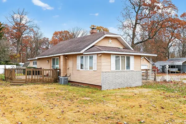 22747 Lake Shore Drive, Elkhart, IN 46514