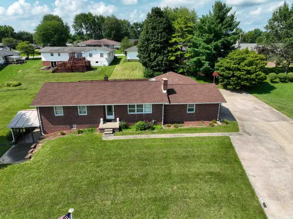 1504 E National Highway, Washington, IN 47501