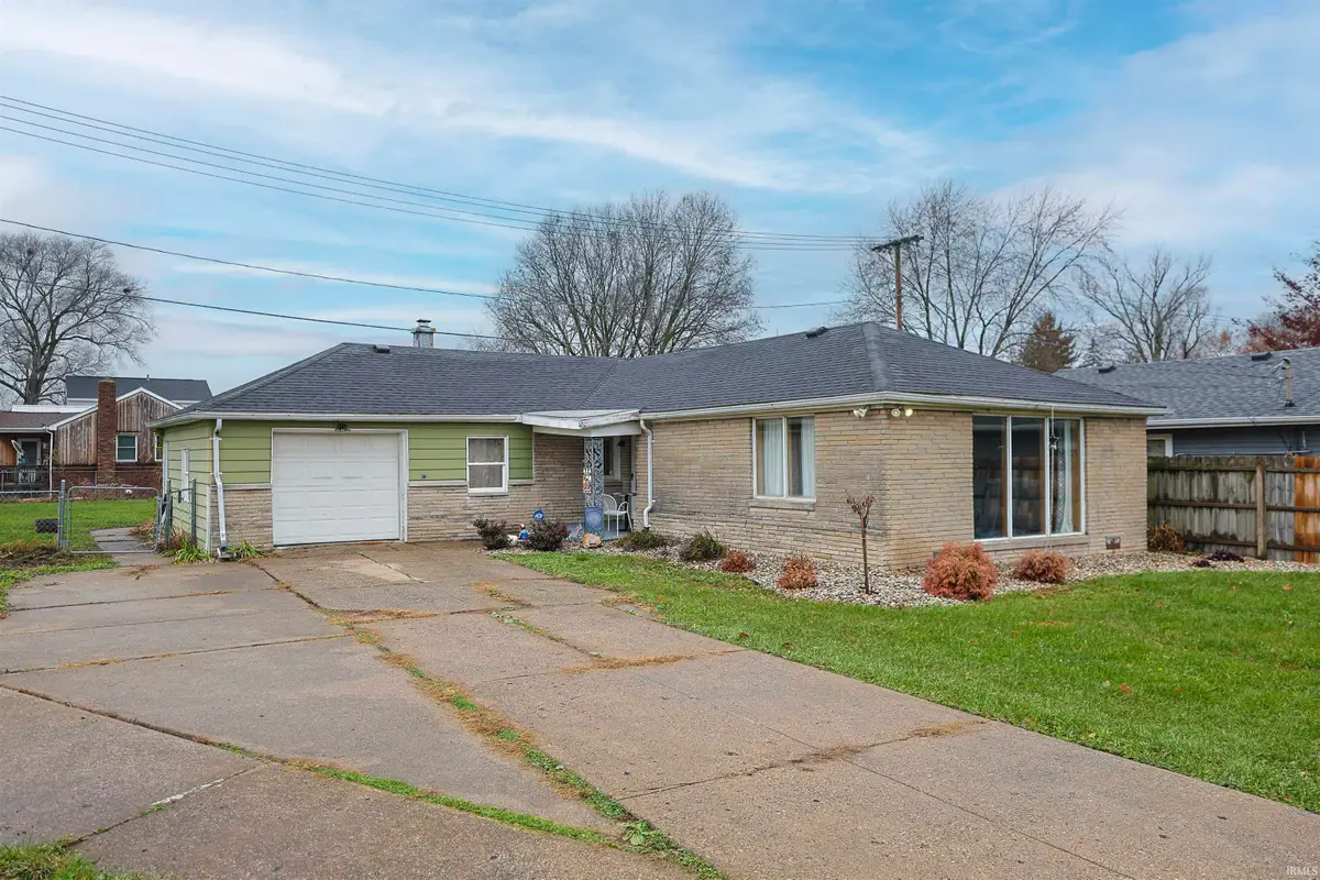617 S Byrkit Street, Mishawaka, IN 46544 - Image #1