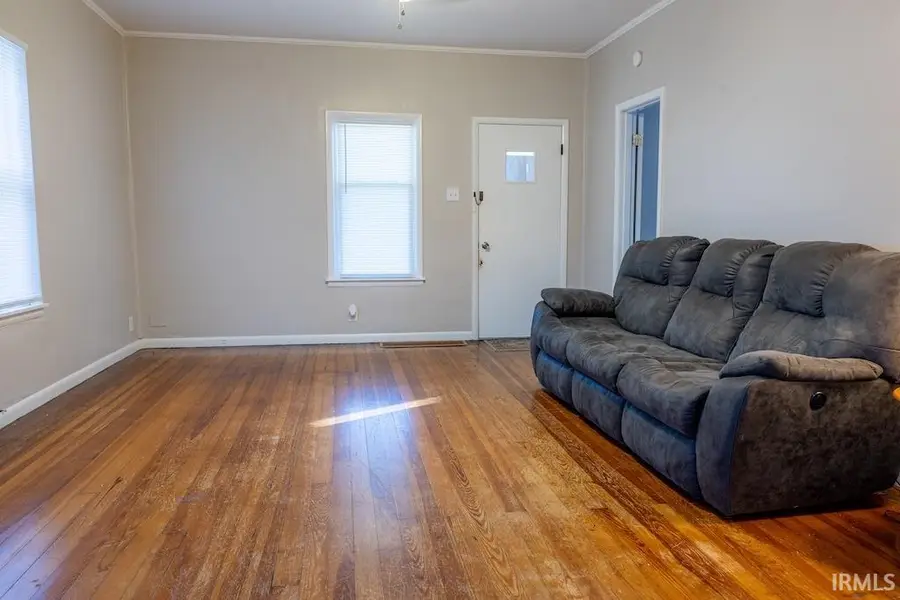 1313 E Saint Clair Street, Vincennes, IN 47591 - Image #2