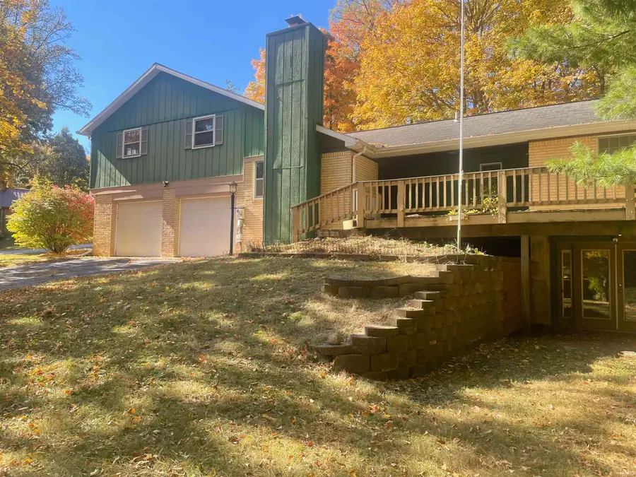 1906 W James Drive, Marion, IN 46952 - Image #2