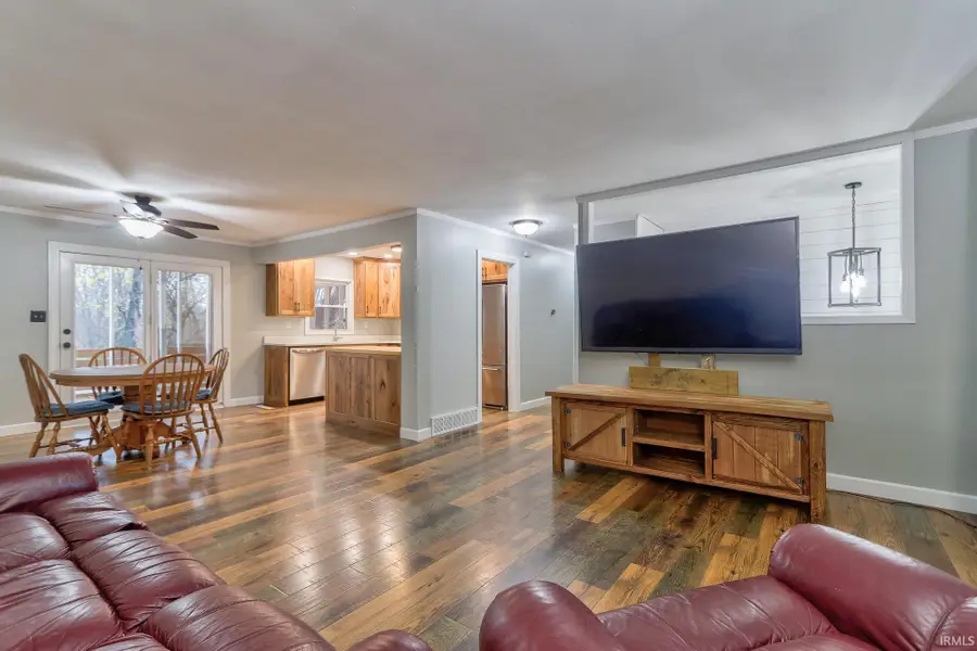 806 Treelane Drive, Newburgh, IN 47630 - Image #2