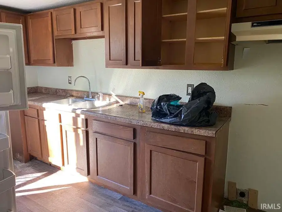 1609 S Gharkey Street, Muncie, IN 47302 - Image #3