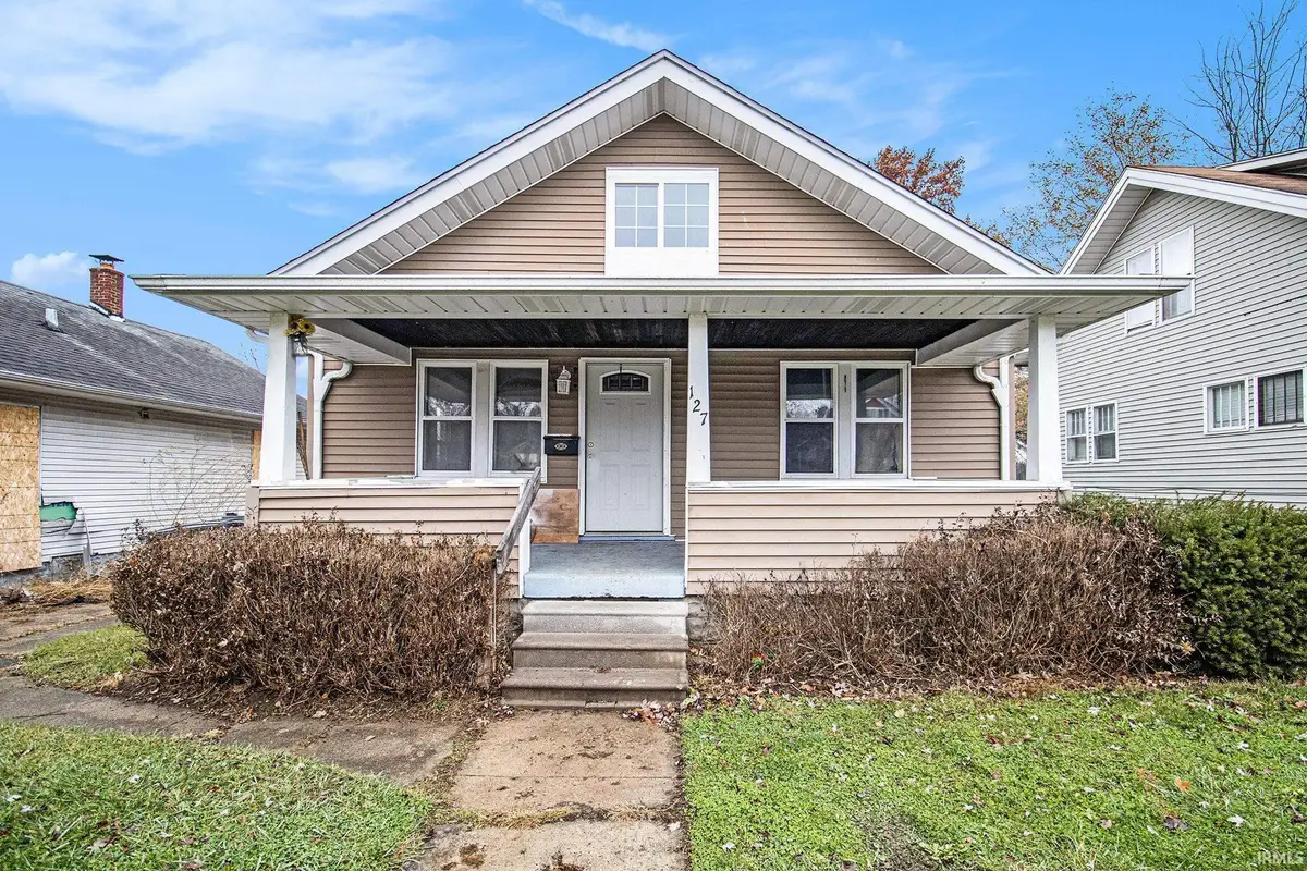 127 E Oakside Street, South Bend, IN 46614 - Image #1