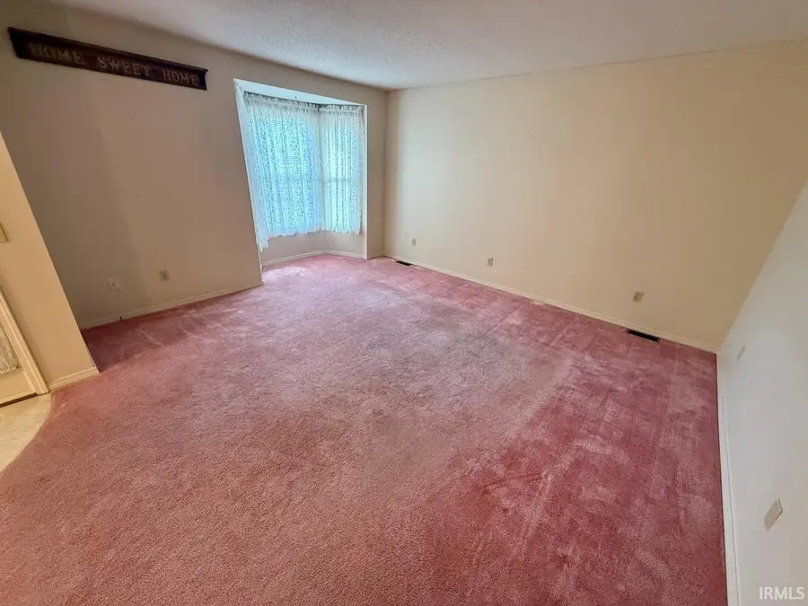 209 S Gibson Street, Princeton, IN 47670 - Image #2