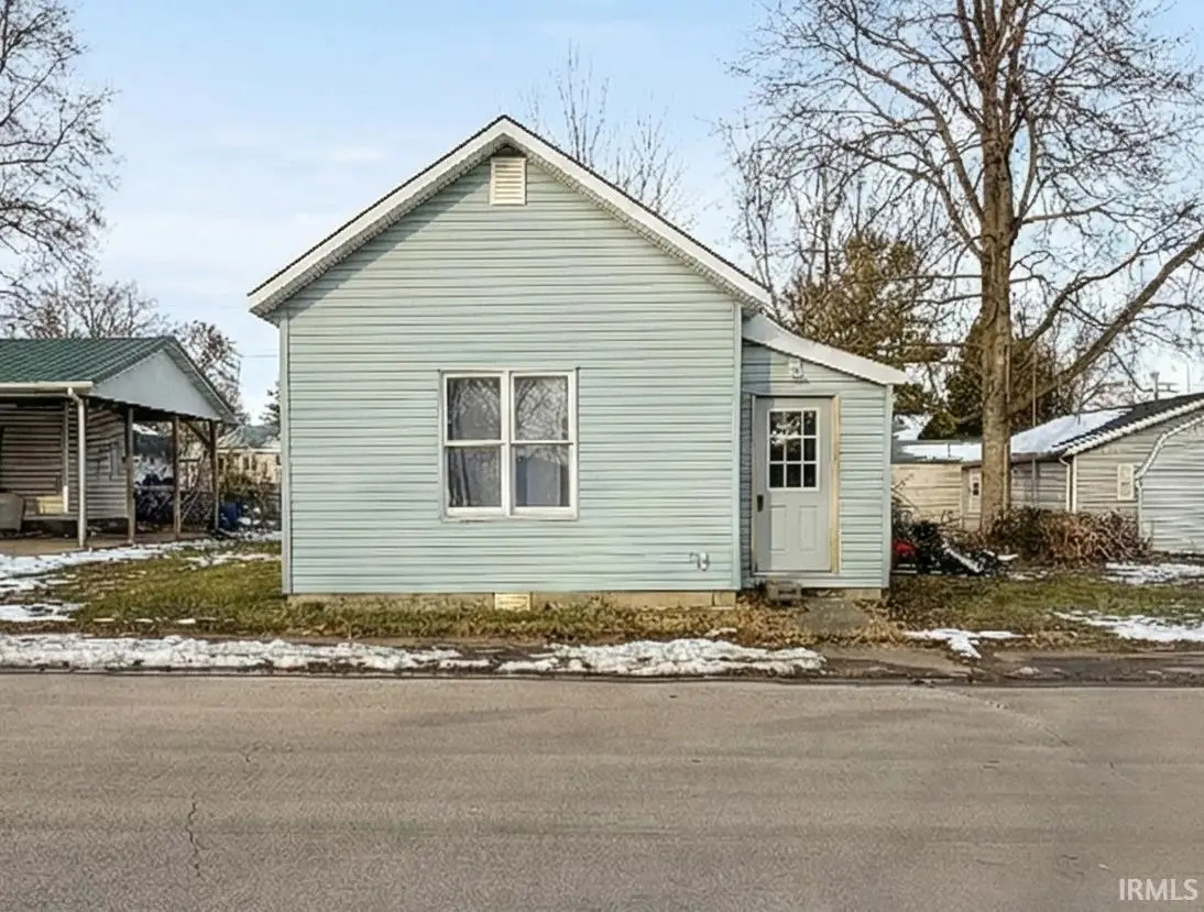 419 E Chestnut Street, Hartford City, IN 47348 - Image #1