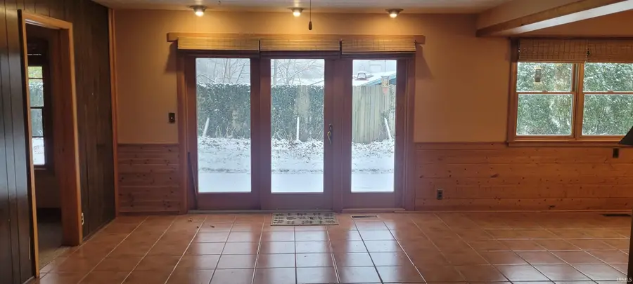 1904 Trent Way, South Bend, IN 46614 - Image #3