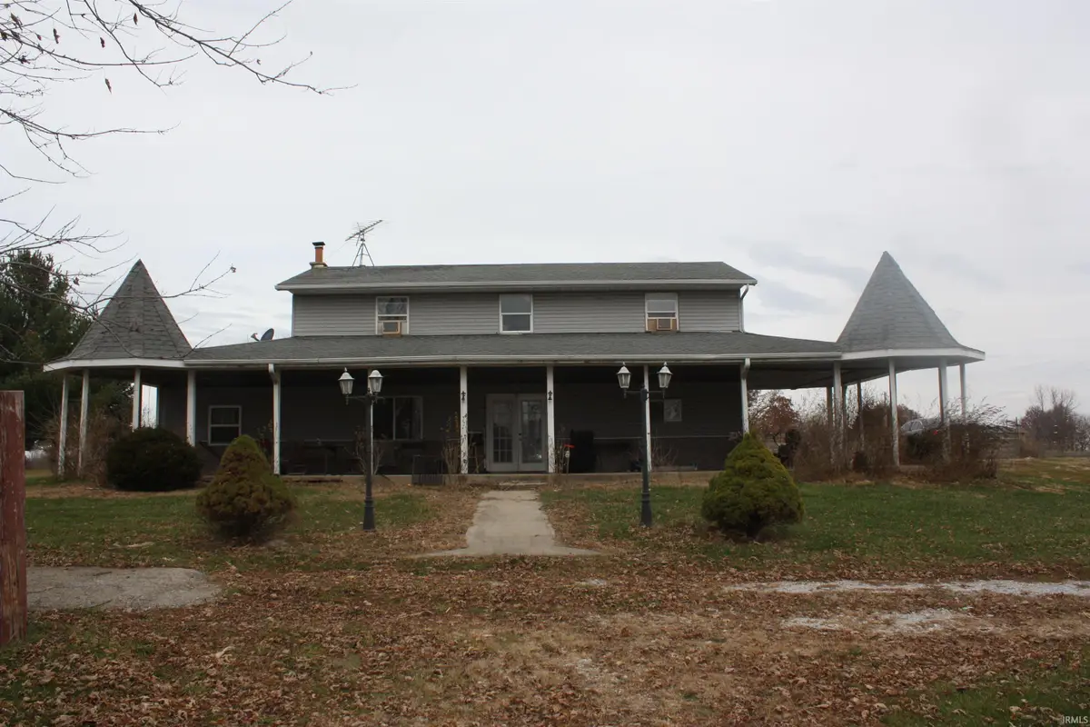 9546 W 700 South, Francesville, IN 47946 - Image #1