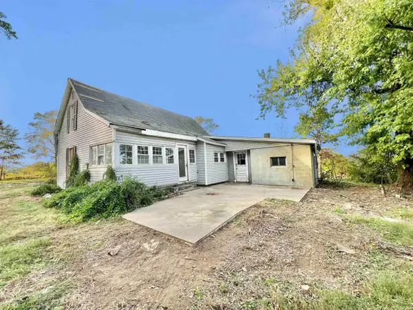 10170 W 565 S, Owensville, IN 47665