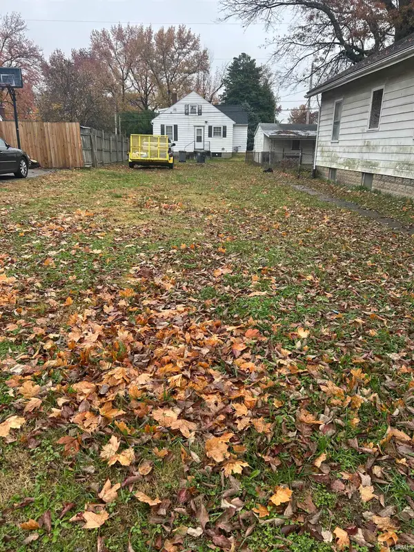 1624 S New York Avenue, Evansville, IN 47714