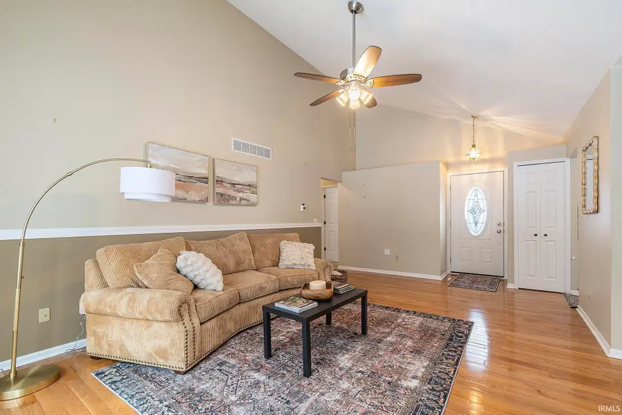 30765 Oakbrook Drive, Granger, IN 46530 - Image #3