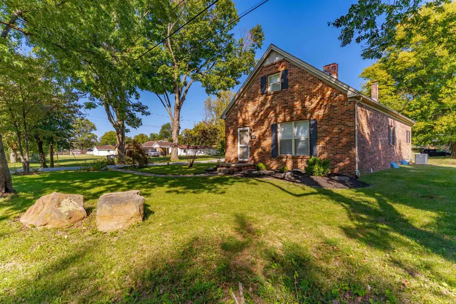 2016 Theater Drive, Evansville, IN 47715 - Image #3