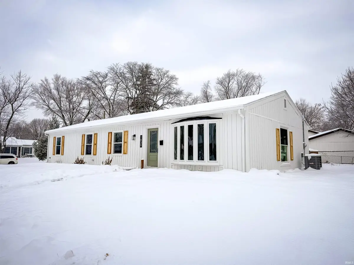 1839 Renfrew Drive, South Bend, IN 46614 - Image #1