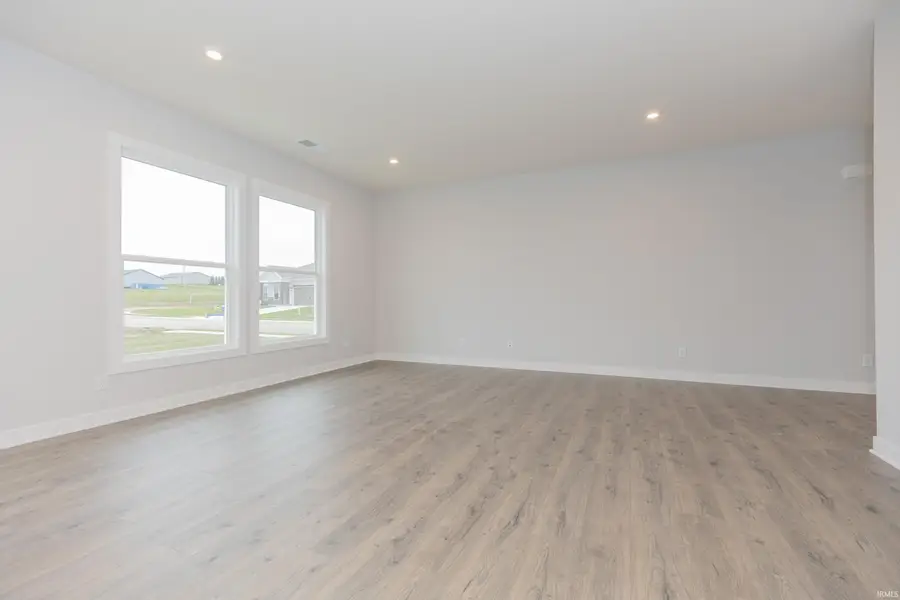 4699 Chelmsford Drive, Newburgh, IN 47630 - Image #2