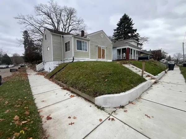 726 W Calvert Street, South Bend, IN 46613