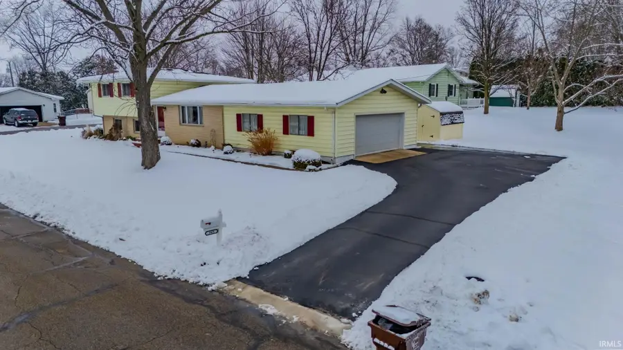 945 Sunset Drive, Wabash, IN 46992 - Image #2