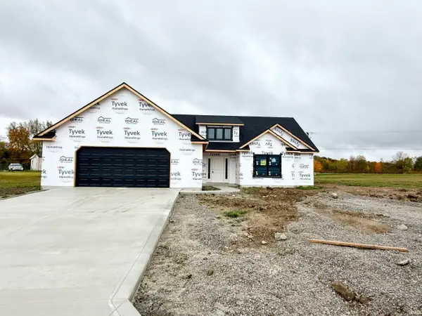 2309 Chandler Way, Auburn, IN 46706