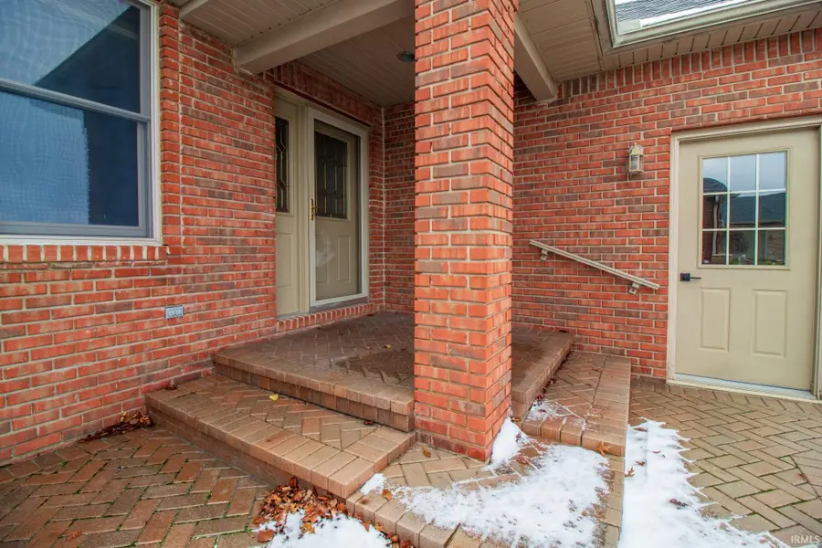 28 Stonebridge Drive, Winchester, IN 47394 - Image #3